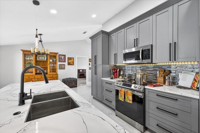 5720 REDHAWK DRIVE, New Port Richey, FL 34655