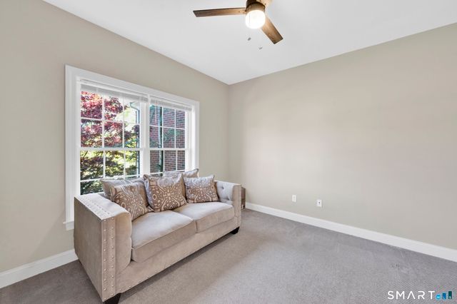 4 Natures Way, South Windsor, CT 06074