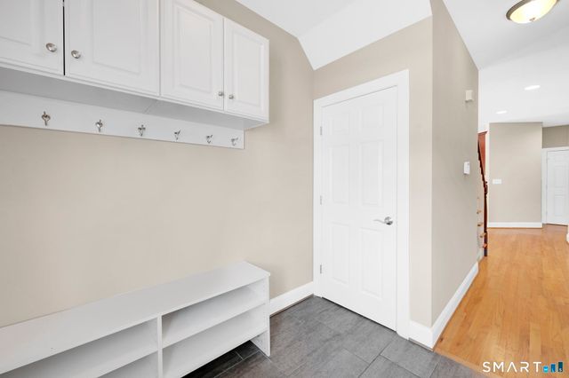 4 Natures Way, South Windsor, CT 06074