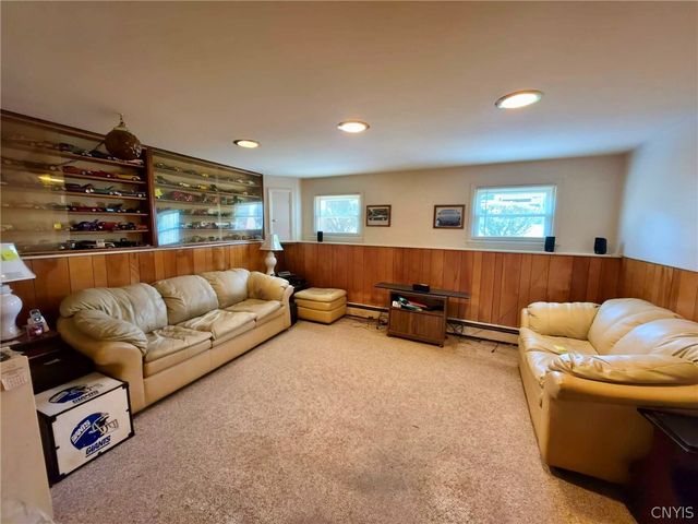 2205 Portal Road, Utica, NY 13501
