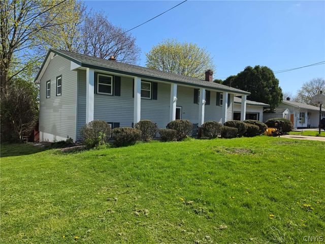 2205 Portal Road, Utica, NY 13501