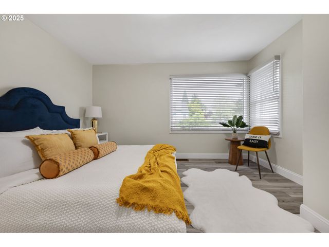 2309 Se 135TH Ave, Portland, OR 97233
