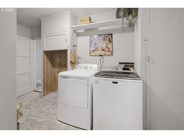 2309 Se 135TH Ave, Portland, OR 97233