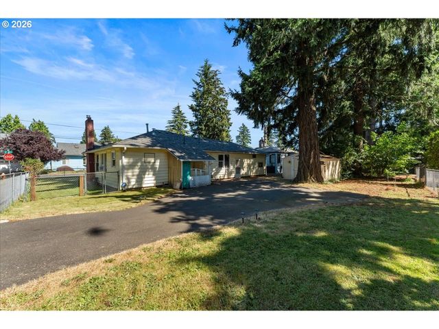 2309 Se 135TH Ave, Portland, OR 97233