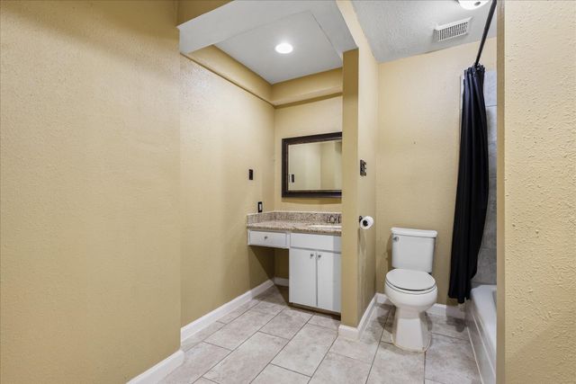 1425 Springrock Ln Lane, Houston, TX 77055