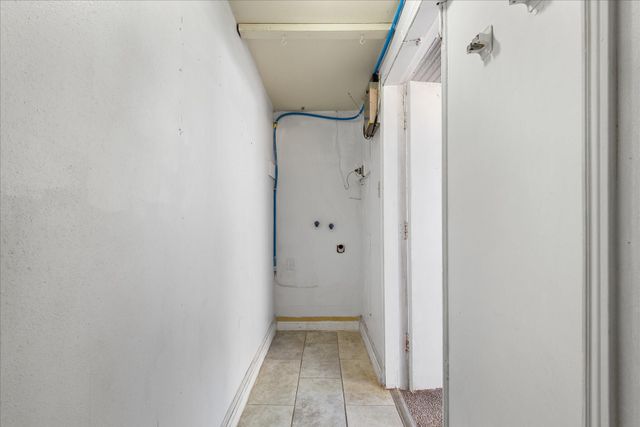 1425 Springrock Ln Lane, Houston, TX 77055