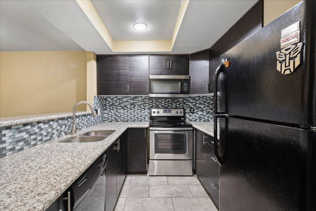 1425 Springrock Ln Lane, Houston, TX 77055