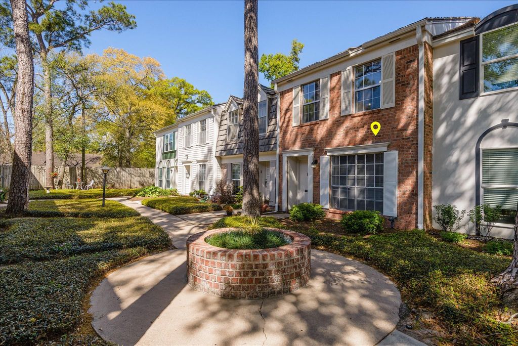 1425 Springrock Ln Lane, Houston, TX 77055