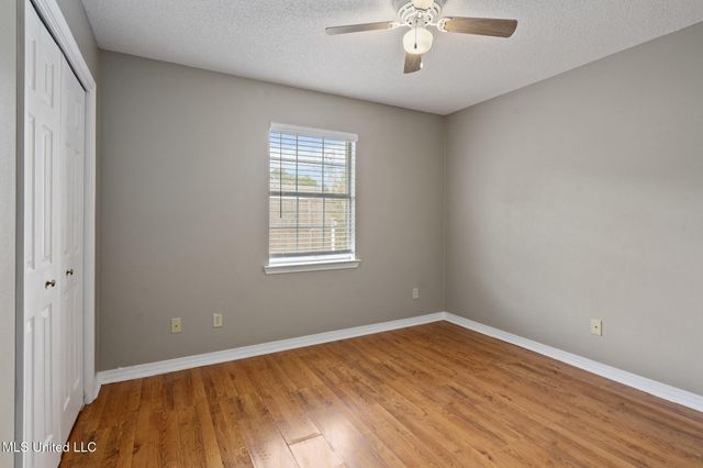 508 Woodward Drive, Ocean Springs, MS 39564