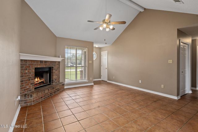 508 Woodward Drive, Ocean Springs, MS 39564
