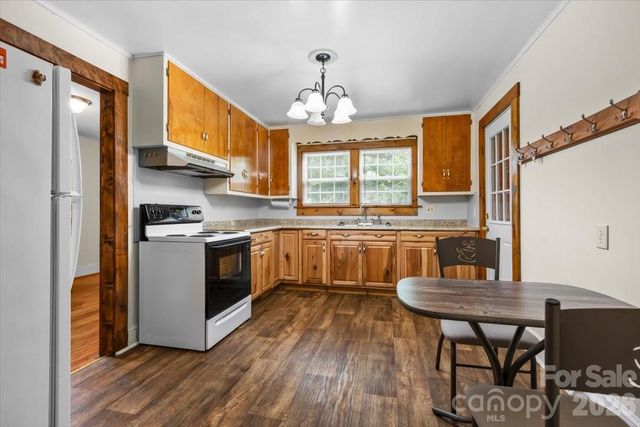 1751 W NC 10 Highway, Newton, NC 28658