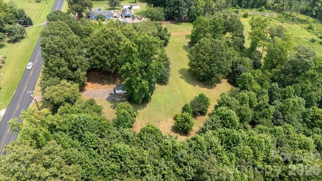 1751 W NC 10 Highway, Newton, NC 28658
