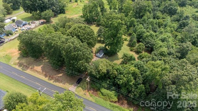 1751 W NC 10 Highway, Newton, NC 28658