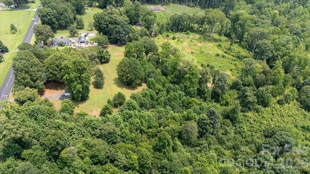 1751 W NC 10 Highway, Newton, NC 28658