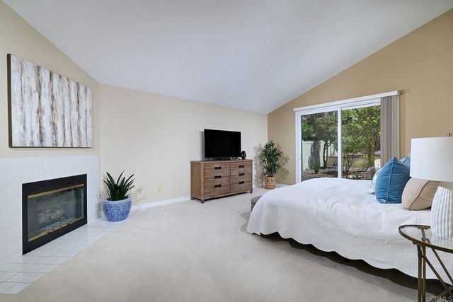 11973 Calle Parral, San Diego, CA 92128