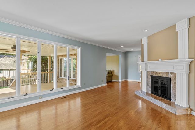 2747 E Rocklyn Road, Springfield, MO 65804