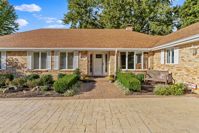 2747 E Rocklyn Road, Springfield, MO 65804