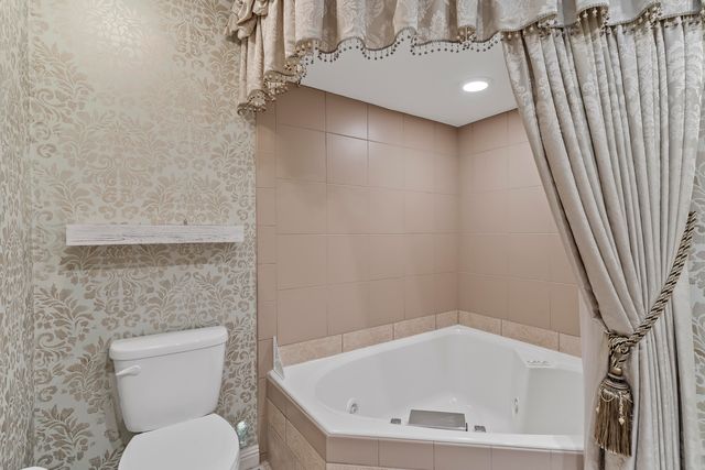 2747 E Rocklyn Road, Springfield, MO 65804