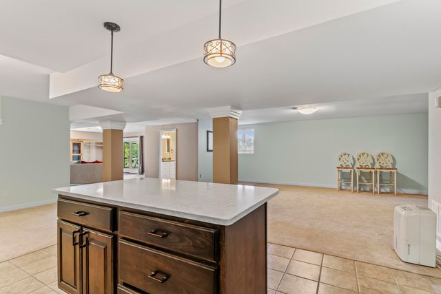 2747 E Rocklyn Road, Springfield, MO 65804