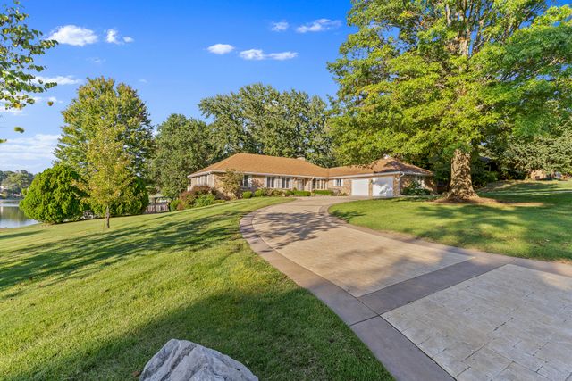 2747 E Rocklyn Road, Springfield, MO 65804