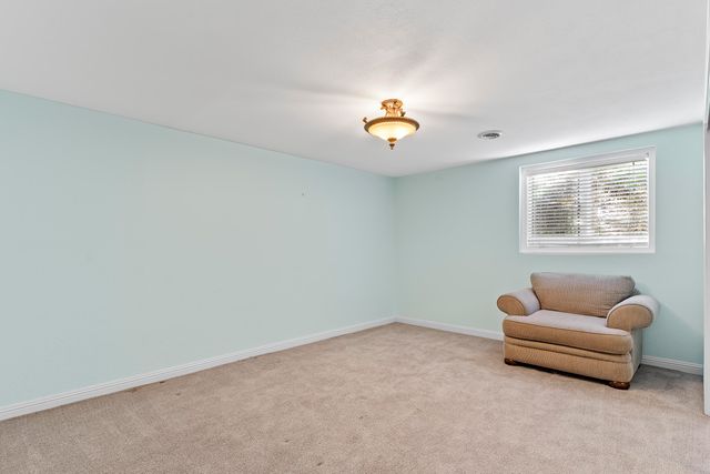 2747 E Rocklyn Road, Springfield, MO 65804