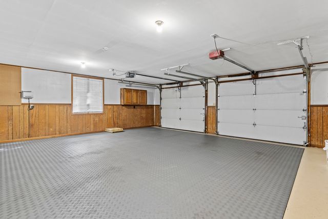 2747 E Rocklyn Road, Springfield, MO 65804