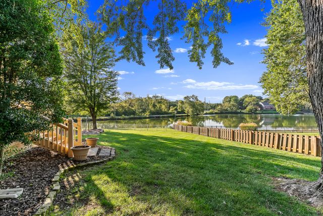 2747 E Rocklyn Road, Springfield, MO 65804