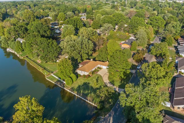 2747 E Rocklyn Road, Springfield, MO 65804