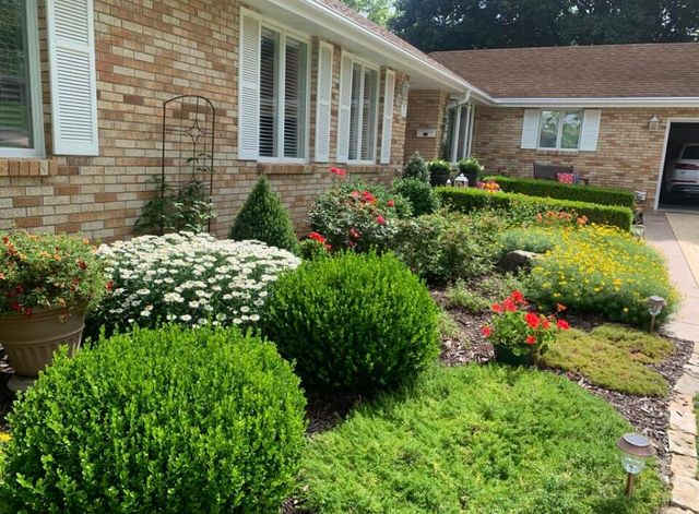 2747 E Rocklyn Road, Springfield, MO 65804