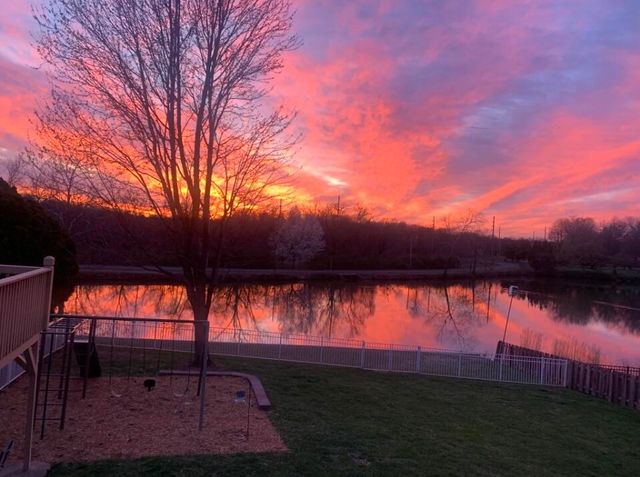 2747 E Rocklyn Road, Springfield, MO 65804