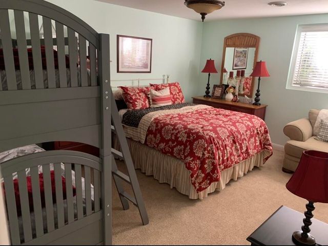 2747 E Rocklyn Road, Springfield, MO 65804