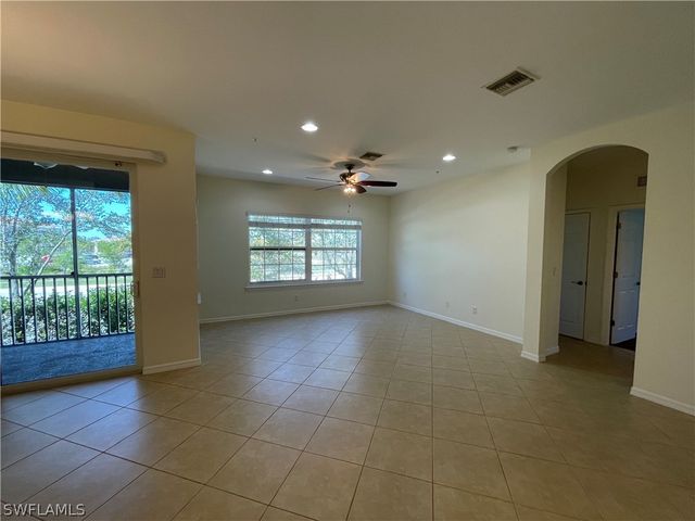 8560 Evernia CT 204, Estero, FL 34135