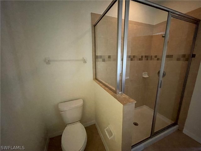 8560 Evernia CT 204, Estero, FL 34135