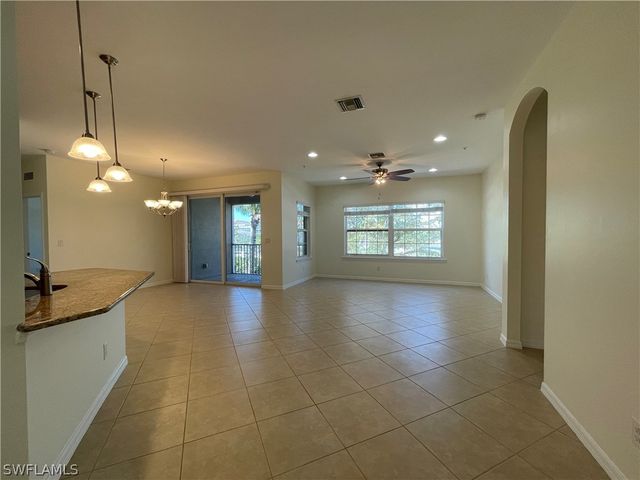 8560 Evernia CT 204, Estero, FL 34135