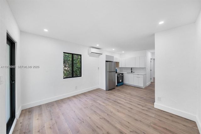 6915 NW 4th Ct 6915, Miami, FL 33150