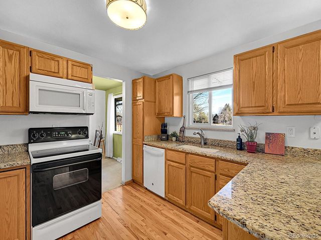 6956 Robb St, Arvada, CO 80004