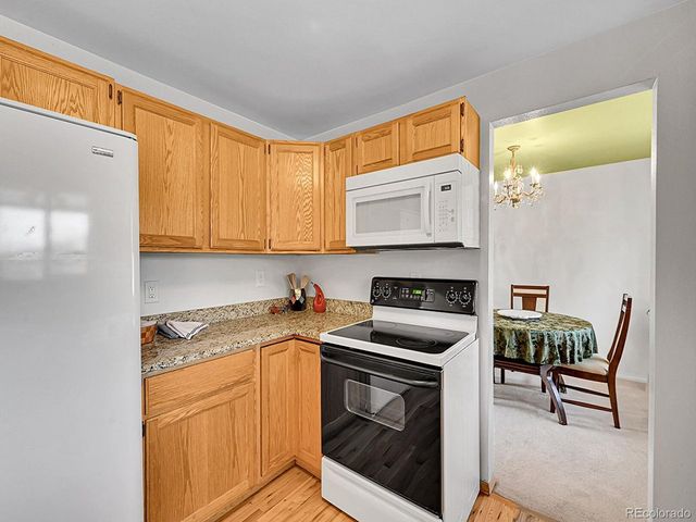 6956 Robb St, Arvada, CO 80004