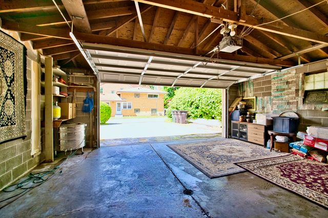 4454 Concord Lane, Skokie, IL 60076