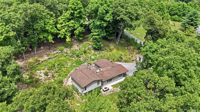 29 Murray Drive, Chester, NY 10918