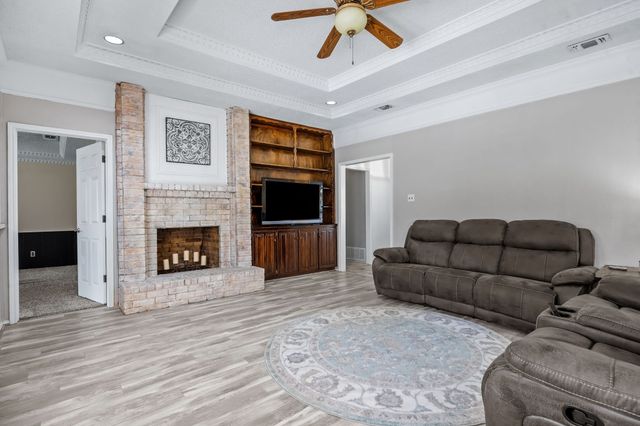 903 Forest Trail Court, Euless, TX 76039