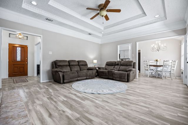 903 Forest Trail Court, Euless, TX 76039