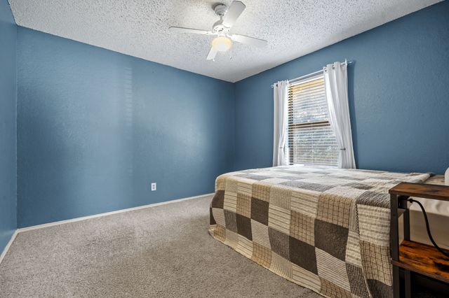 903 Forest Trail Court, Euless, TX 76039