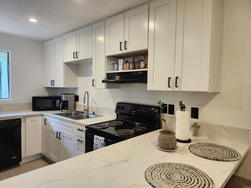 170 E Street, Chula Vista, CA 91910