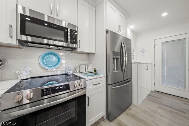 625 Nerita ST C, Sanibel, FL 33957