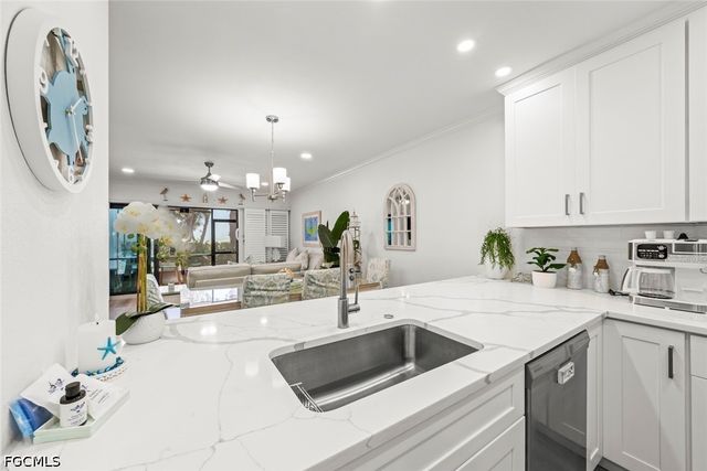 625 Nerita ST C, Sanibel, FL 33957