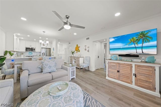 625 Nerita ST C, Sanibel, FL 33957