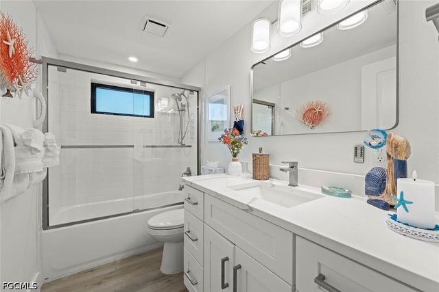 625 Nerita ST C, Sanibel, FL 33957