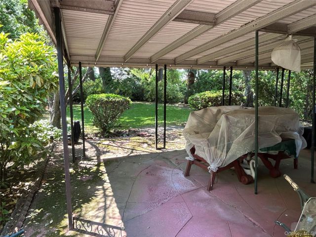 79 Marcus Avenue, New Hyde Park, NY 11040