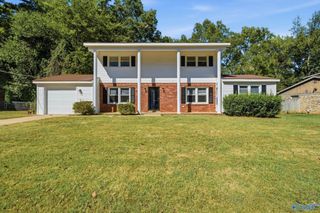 3716 Jamestown Road NW, Huntsville, AL 35810