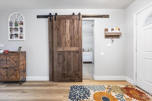 9007 Broadway Avenue, Bakersfield, CA 93311